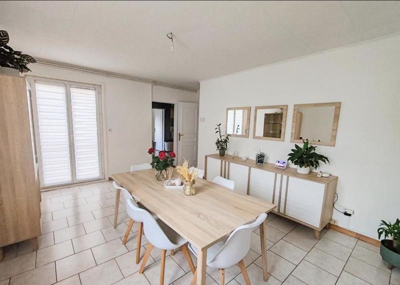 Appartement - 84 m² - 4 pièces