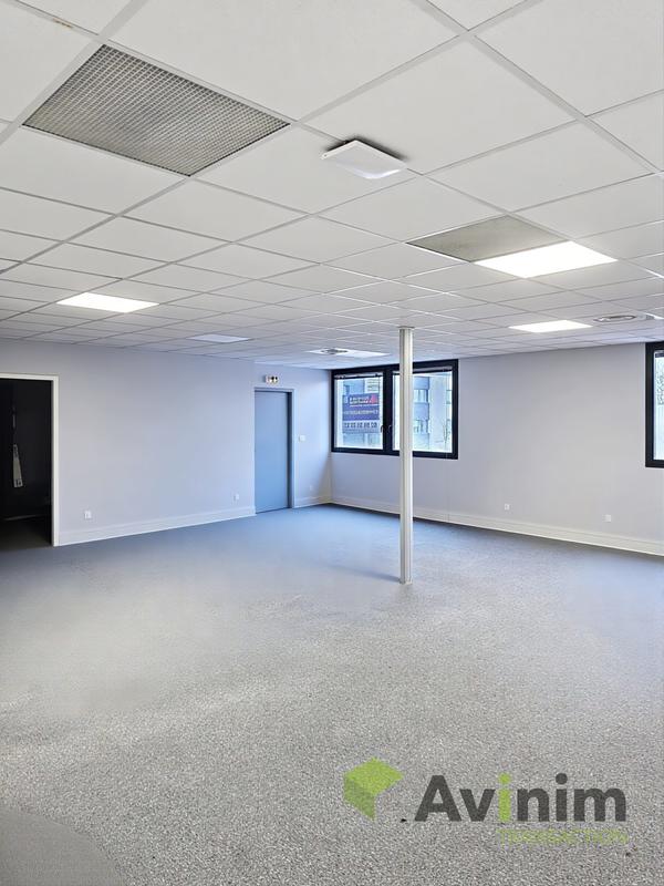 Bureau - 192 m²