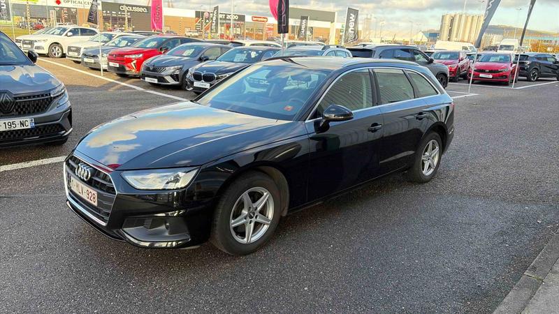 Audi A4 Avant 30 tdi 150 Business Line