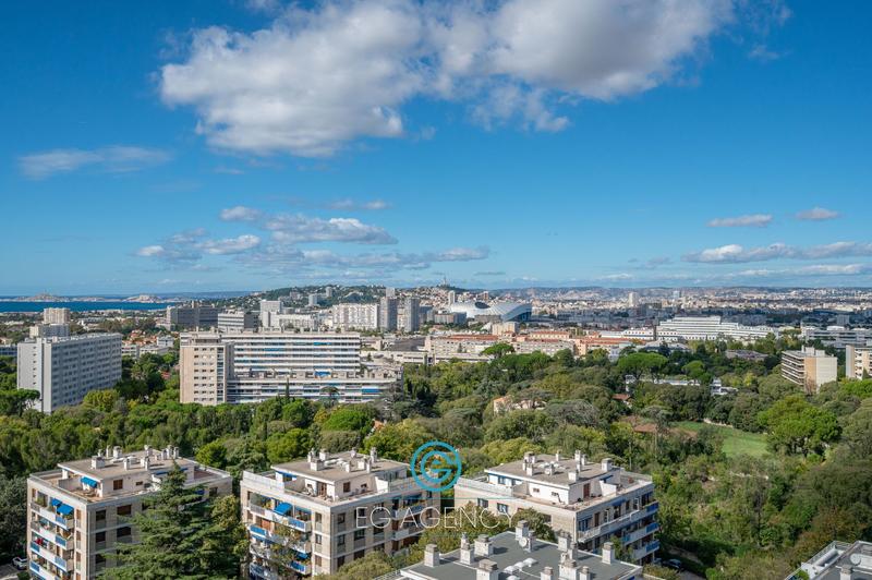 Appartement - 87 m² - 4 pièces