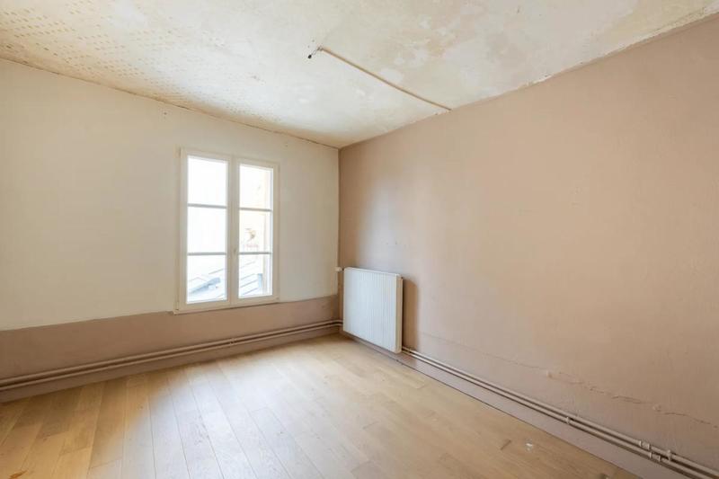 Maison - 196 m² - 7 pièces