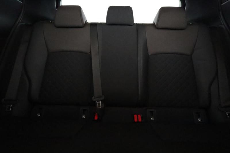 Toyota c-Hr 1.8 Hybride Distinctive 122 ch