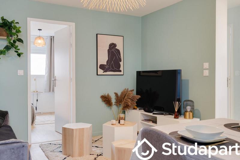 Chambre - 11 m² - 1 pièce