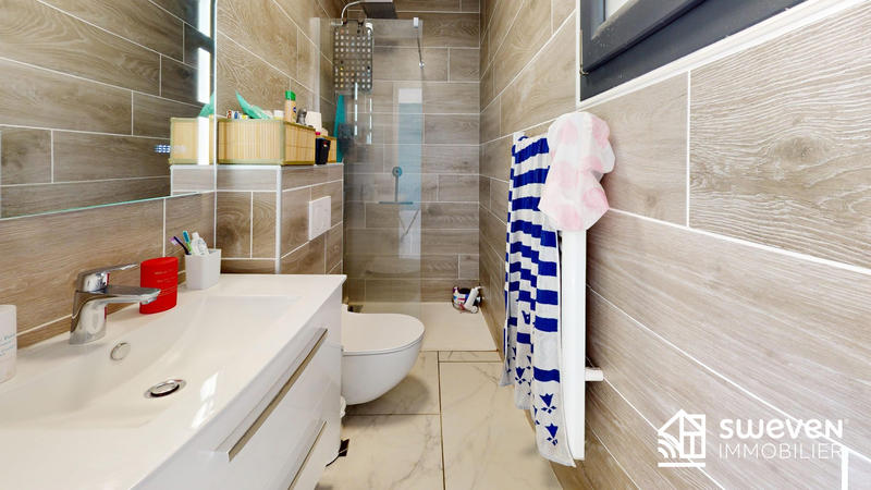 Villa - 150 m² - 6 pièces