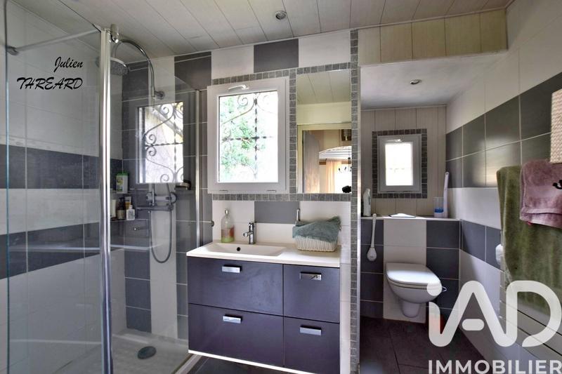 Maison - 212 m² - 6 pièces