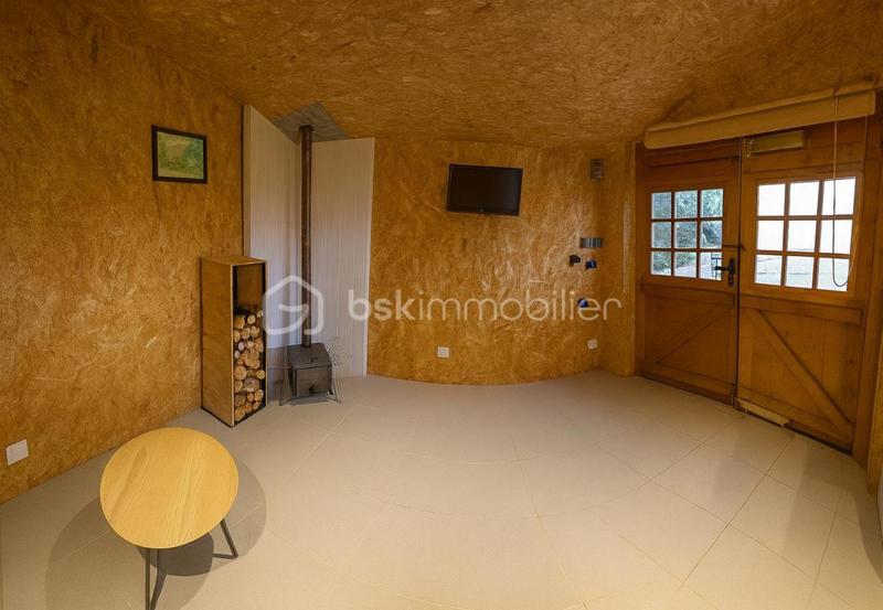 Terrain de loisirs - 10 885 m²