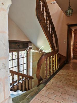 Maison - 298 m² - 11 pièces