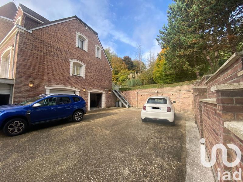 Maison de maîtres - 280 m² - 12 pièces