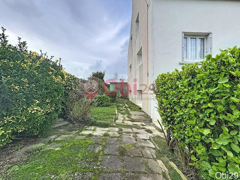 Maison traditionnelle - 118 m² - 8 pièces