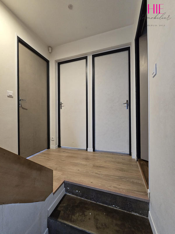 Maison traditionnelle - 110 m² - 7 pièces