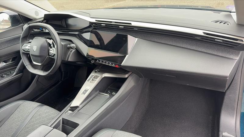 Peugeot 408 1.2 Puretech 130 Eat8 Allure - 5 places Automatique