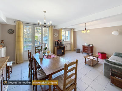 Appartement - 70 m² - 4 pièces