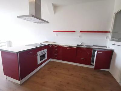 Maison - 196 m² - 8 pièces