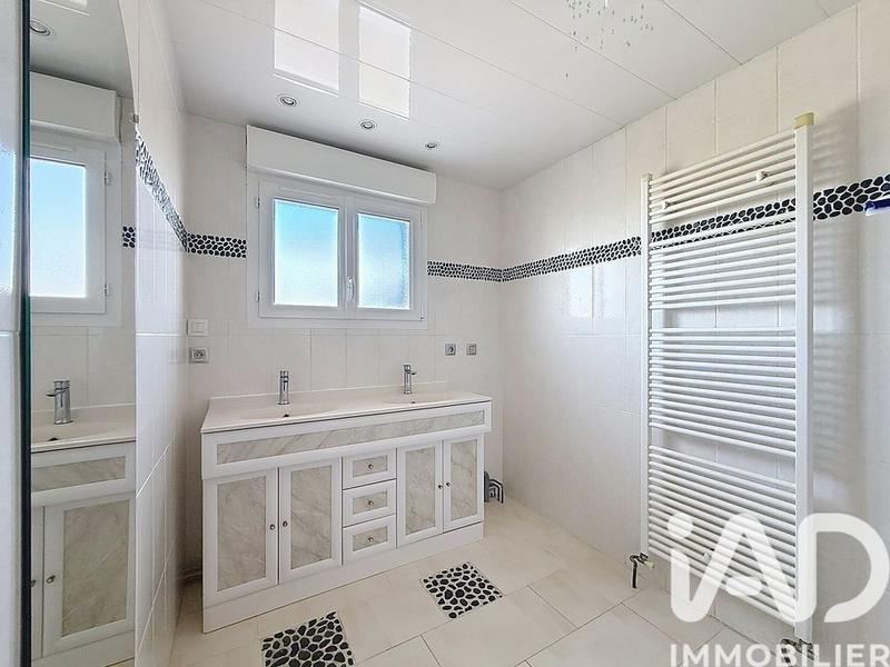 Maison - 160 m² - 7 pièces