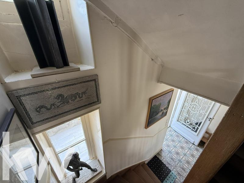 Maison ancienne - 246 m² - 7 pièces