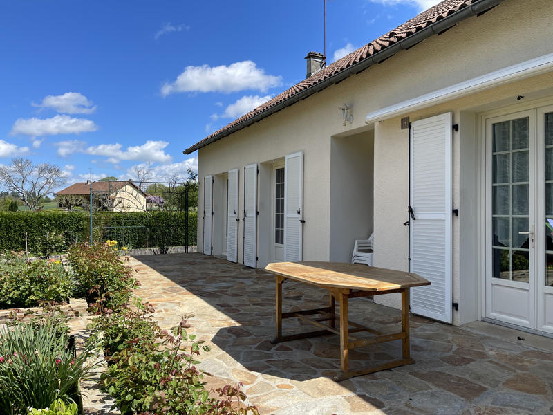 Maison - 143 m² - 7 pièces