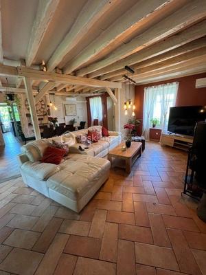 Longère - 280 m² - 8 pièces