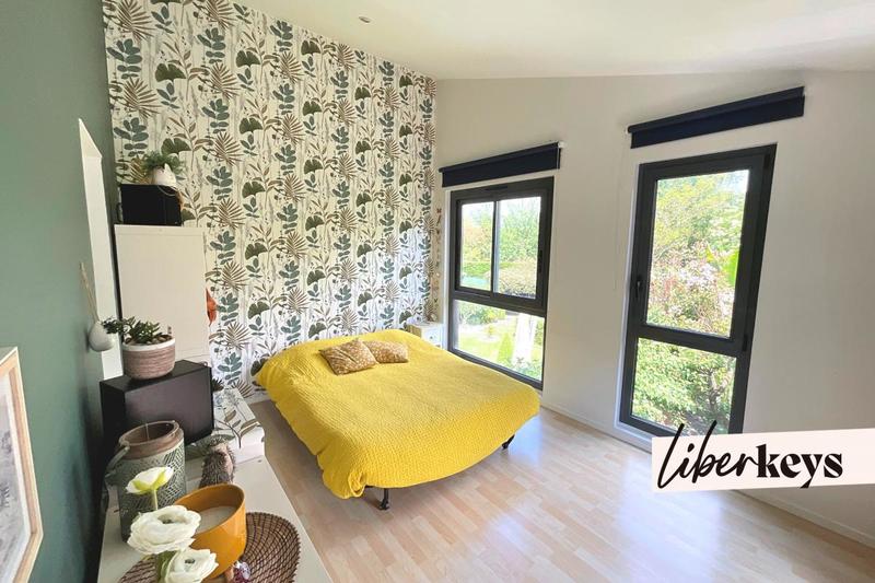 Maison - 161 m² - 6 pièces