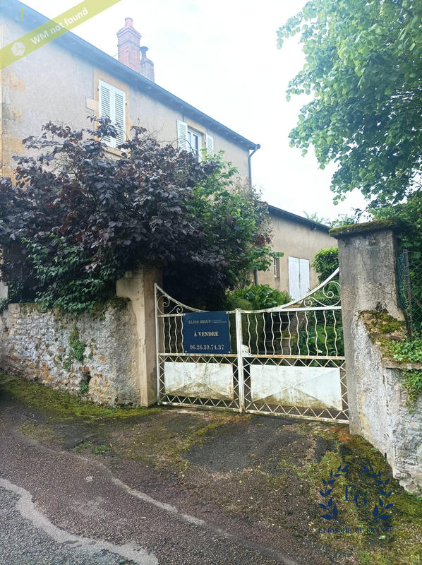 Maison traditionnelle - 104 m² - 4 pièces