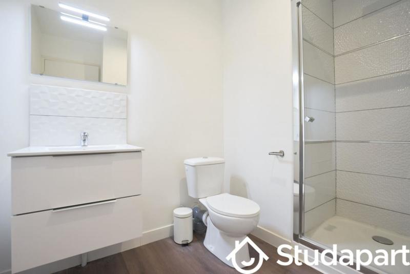 Chambre - 13 m² - 1 pièce