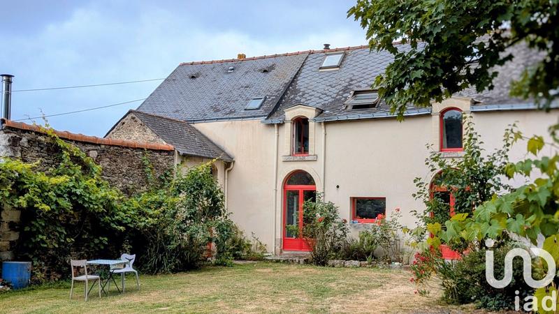 Maison - 120 m² - 7 pièces