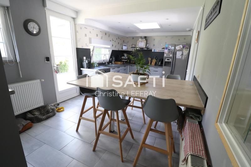 Maison - 120 m² - 4 pièces