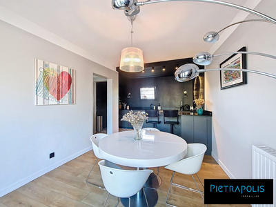 Maison - 140 m² - 5 pièces