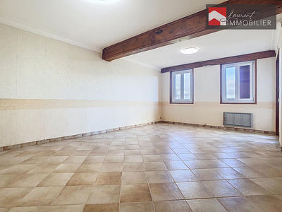 Maison - 158 m² - 7 pièces