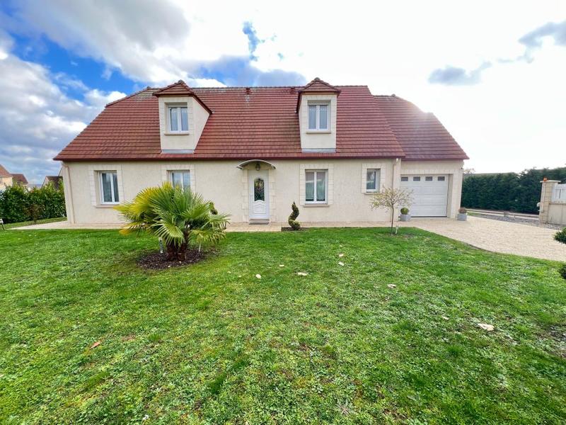 Maison - 165 m² - 6 pièces