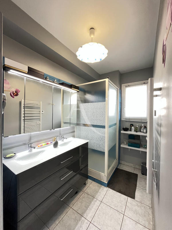 Maison - 133 m² - 6 pièces