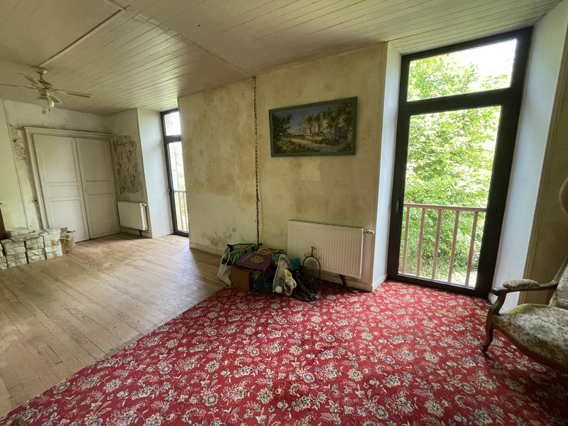 Maison - 170 m² - 8 pièces