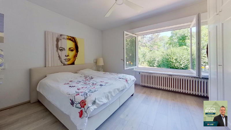 Maison - 240 m² - 5 pièces