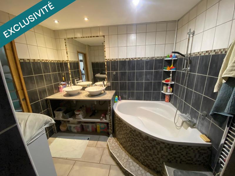 Appartement - 75 m² - 5 pièces