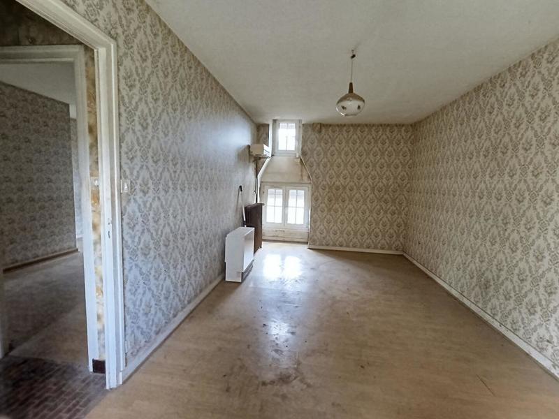 Maison - 93 m² - 4 pièces