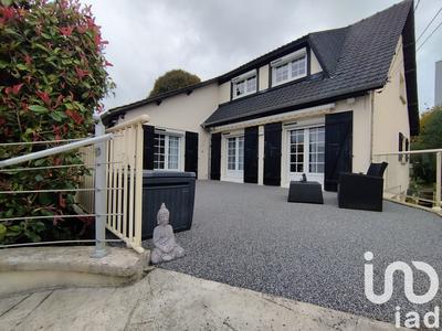 Maison - 153 m² - 7 pièces