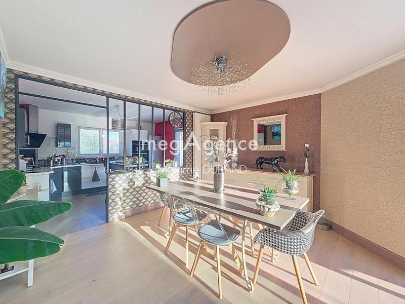 Maison - 172 m² - 7 pièces