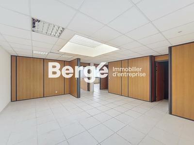 Bureau - 230 m²