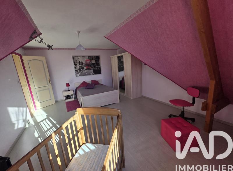 Maison - 208 m² - 6 pièces