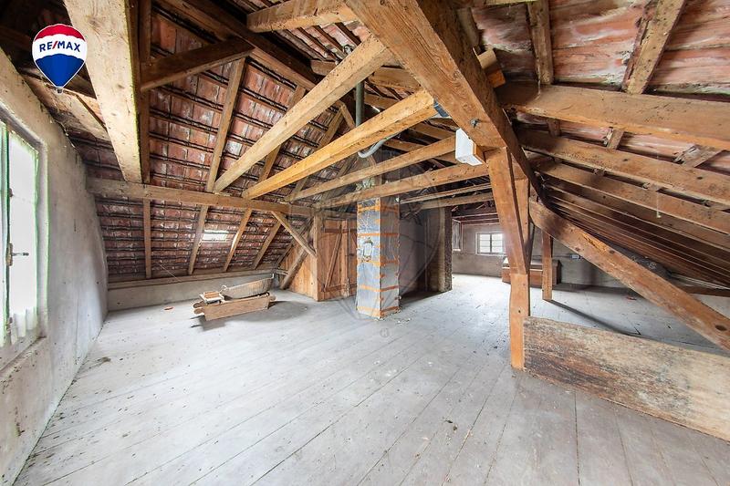 Maison - 179 m² - 9 pièces