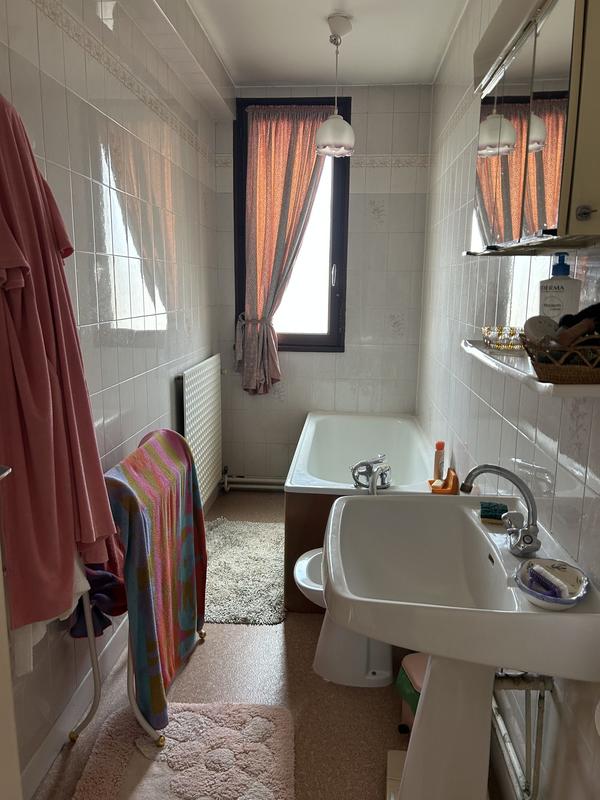 Appartement - 68 m² - 4 pièces