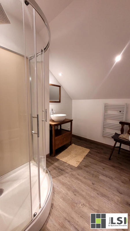 Maison - 156 m² - 8 pièces