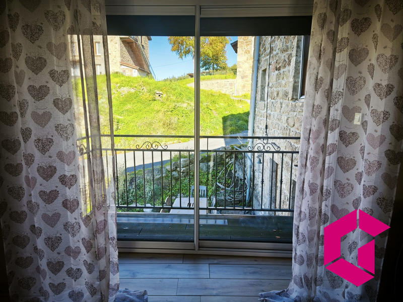 Maison - 179 m² - 5 pièces