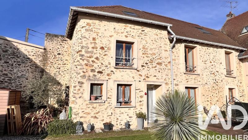 Maison de village - 70 m² - 4 pièces