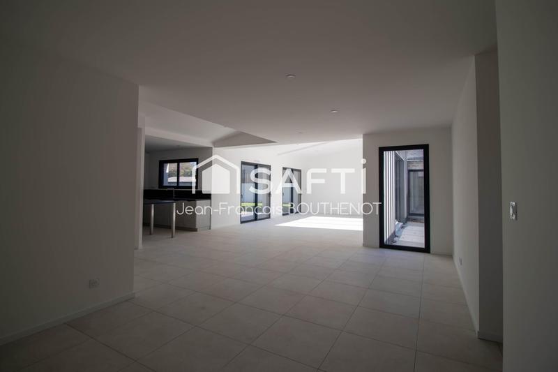 Maison - 155 m² - 6 pièces