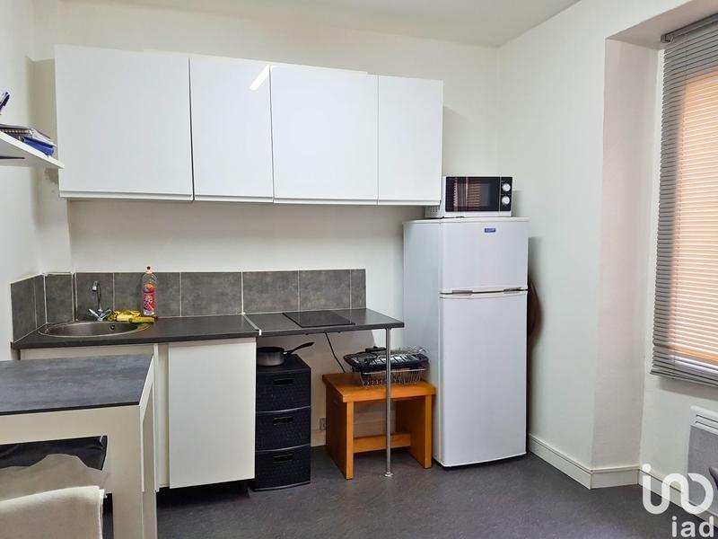 Local commercial - 200 m² - 2 pièces