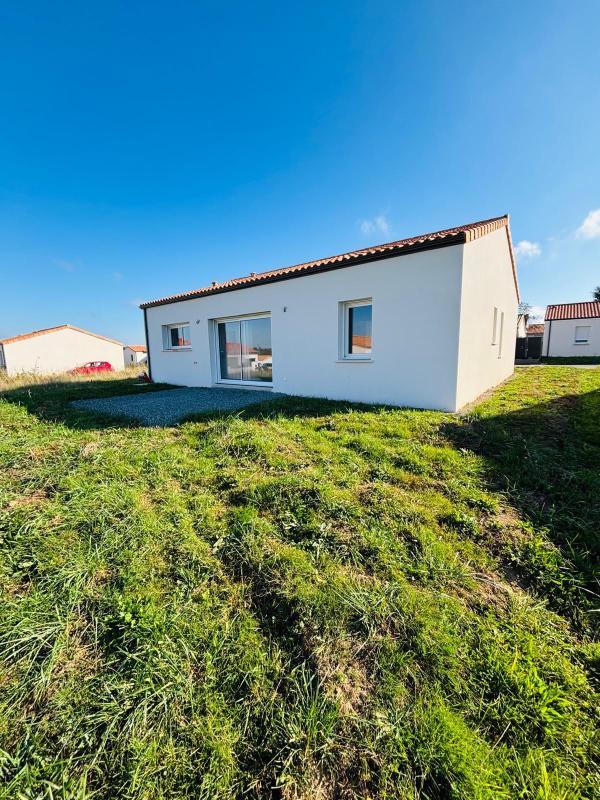 Maison - 92 m² - 5 pièces