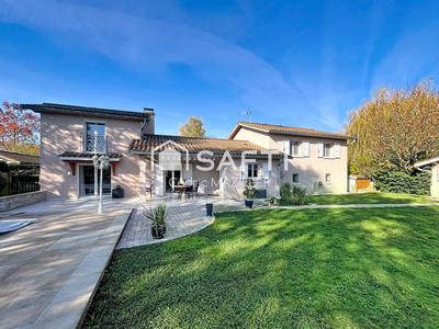 Maison - 182 m² - 7 pièces