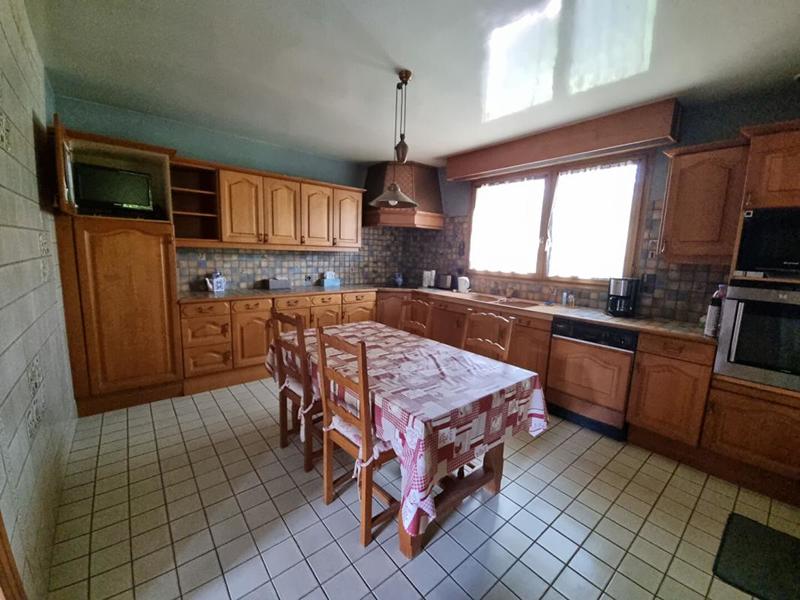 Maison - 156 m² - 8 pièces