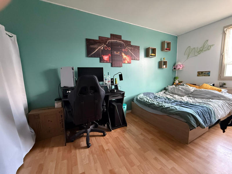 Maison - 99 m² - 5 pièces