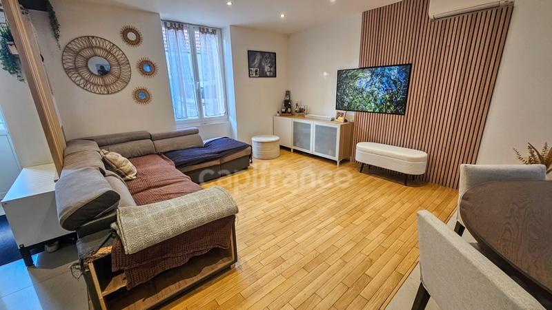 Maison - 109 m² - 6 pièces